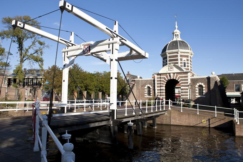 Отель Golden Tulip Leiden Centre Экстерьер фото