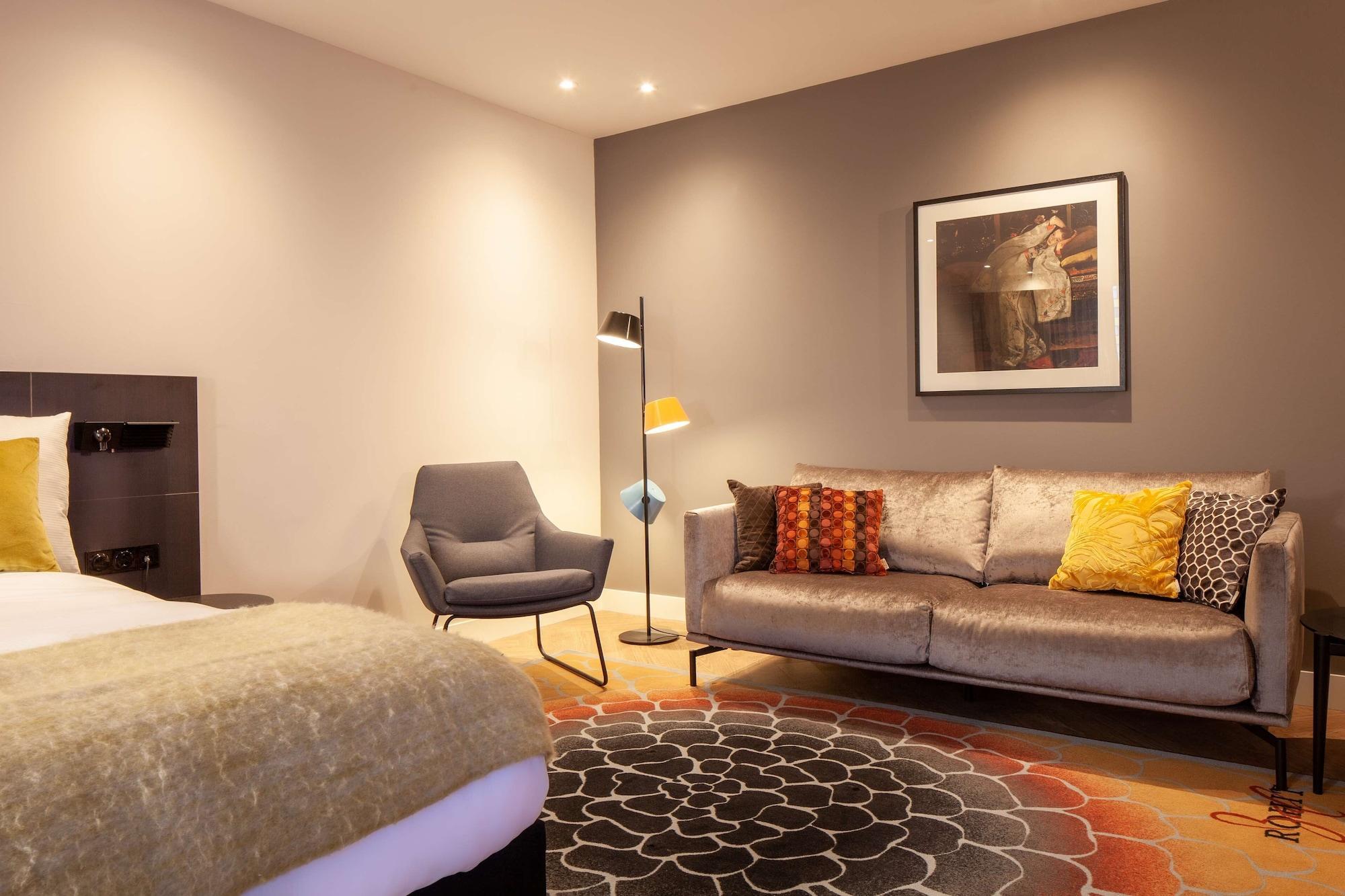 Отель Golden Tulip Leiden Centre Экстерьер фото