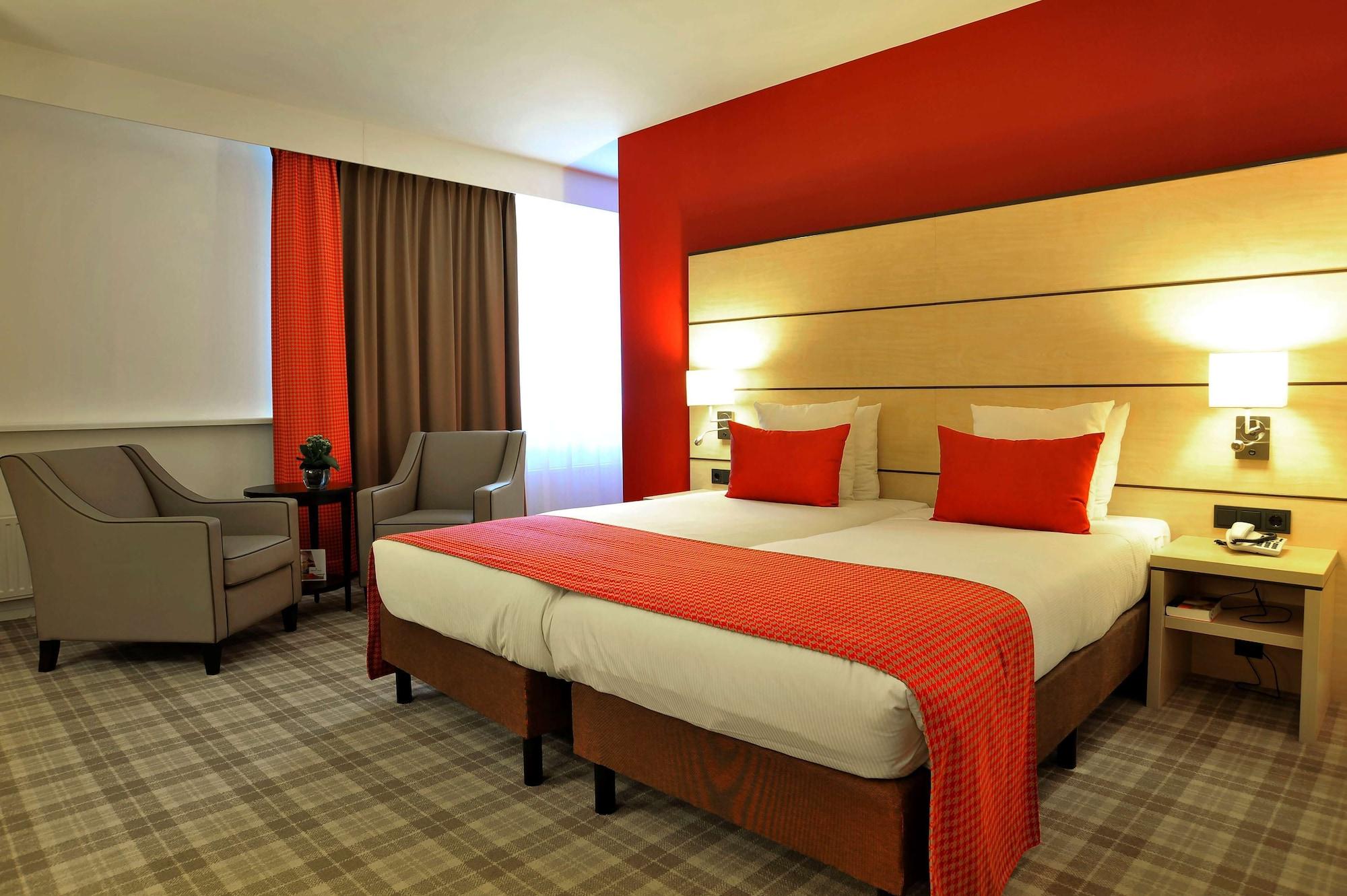 Отель Golden Tulip Leiden Centre Экстерьер фото