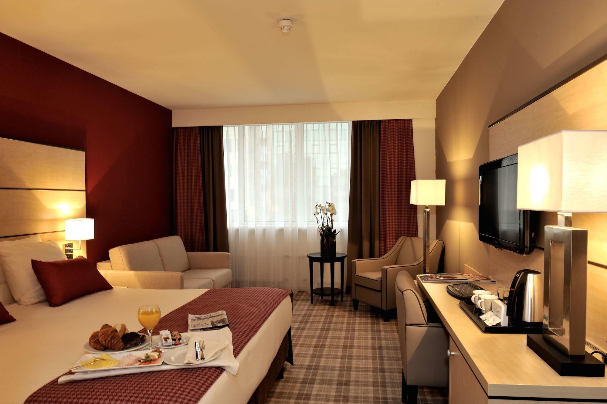 Отель Golden Tulip Leiden Centre Экстерьер фото