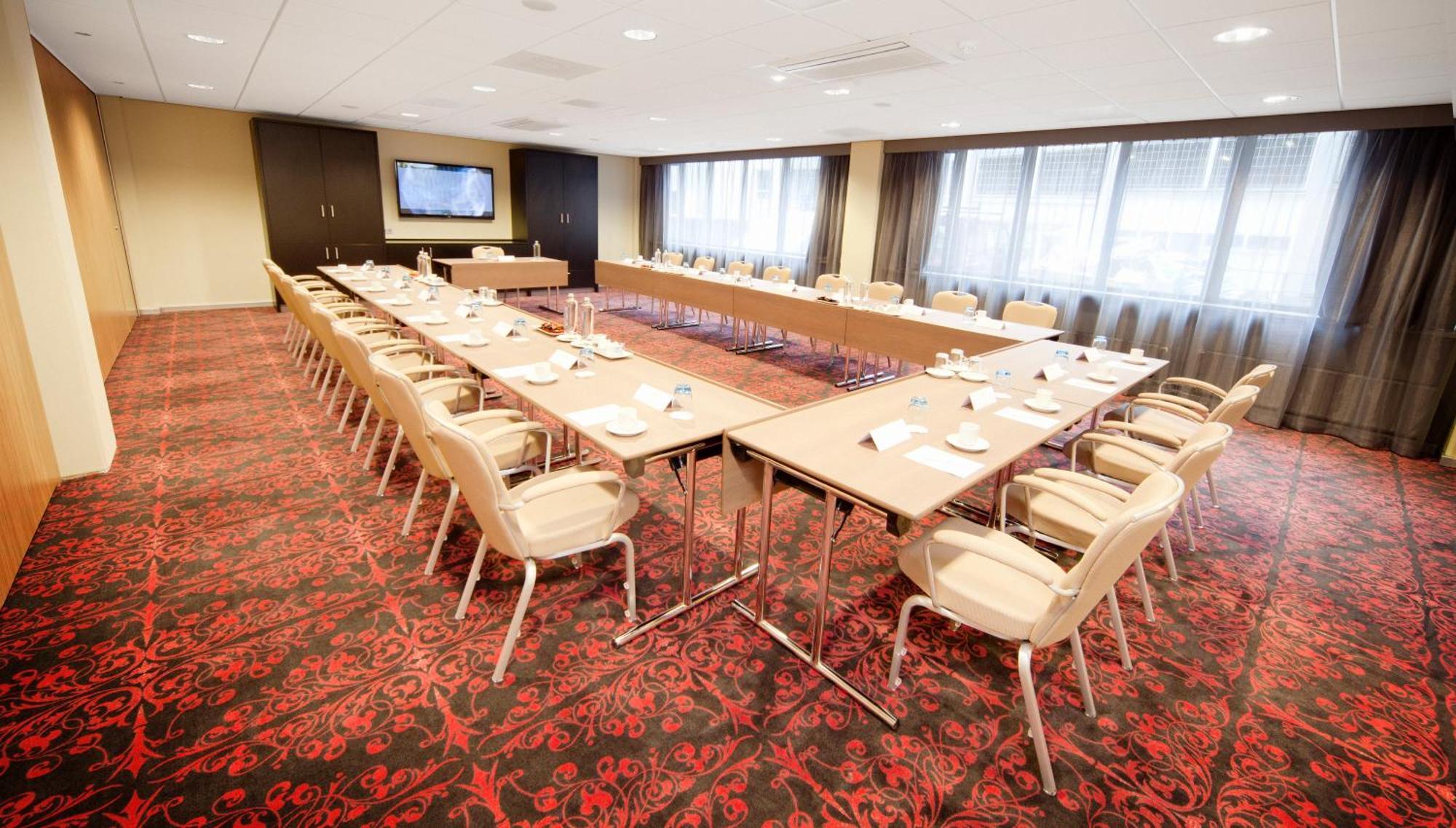 Отель Golden Tulip Leiden Centre Экстерьер фото